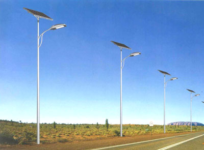 洛陽(yáng)市平樂(lè)鎮(zhèn)6米LED太陽(yáng)能路